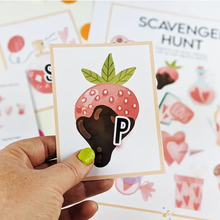 Scavenger hunt picture card of a strawberry.